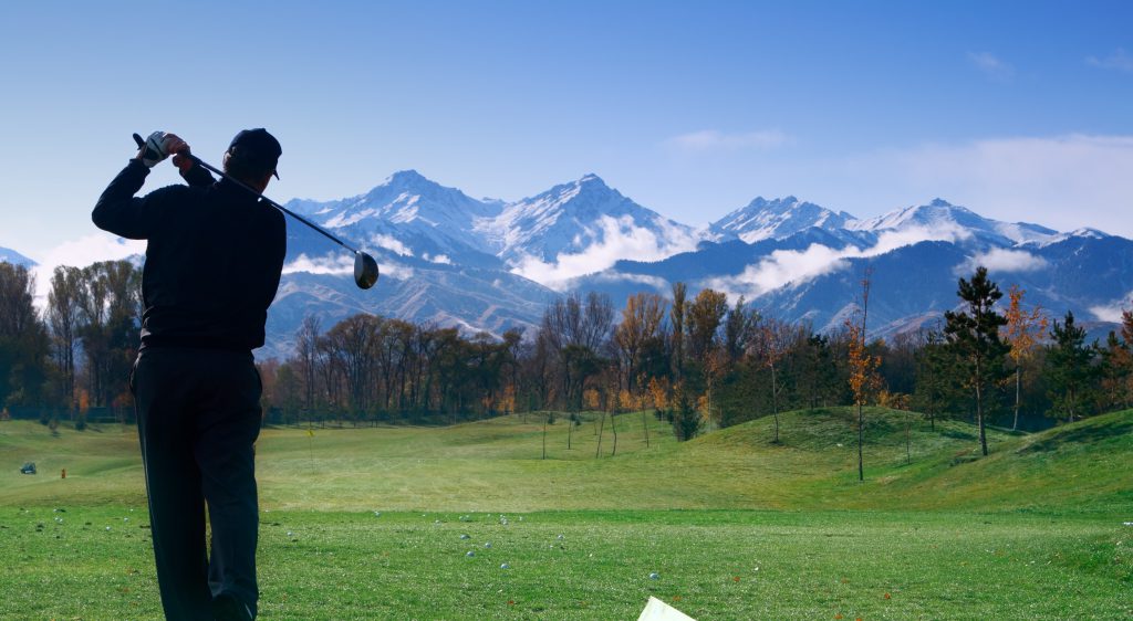 Golfer over great nature
